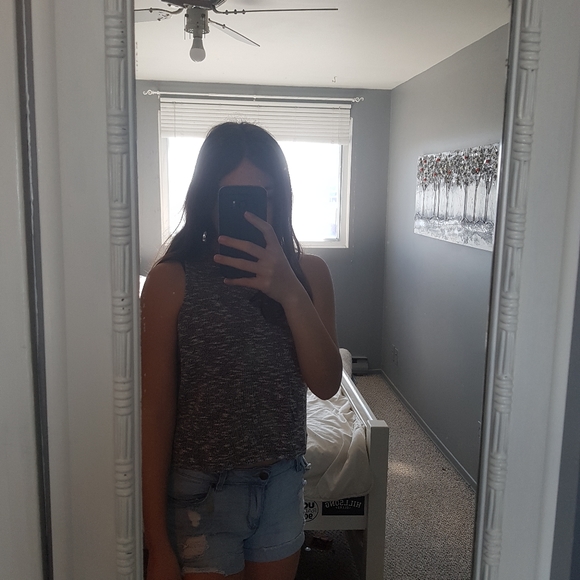 shirt - Picture 4 of 4